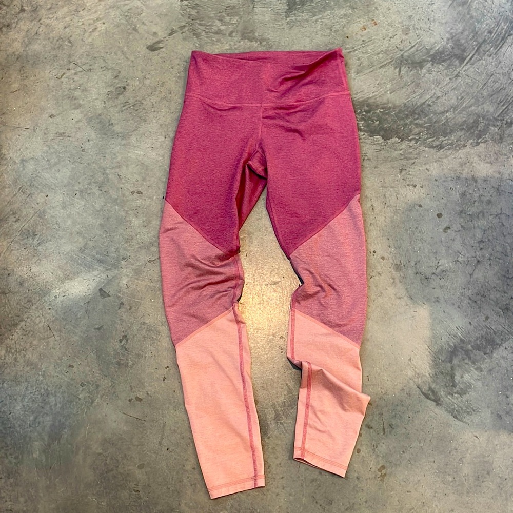 Old Navy Active leggings Go Dry